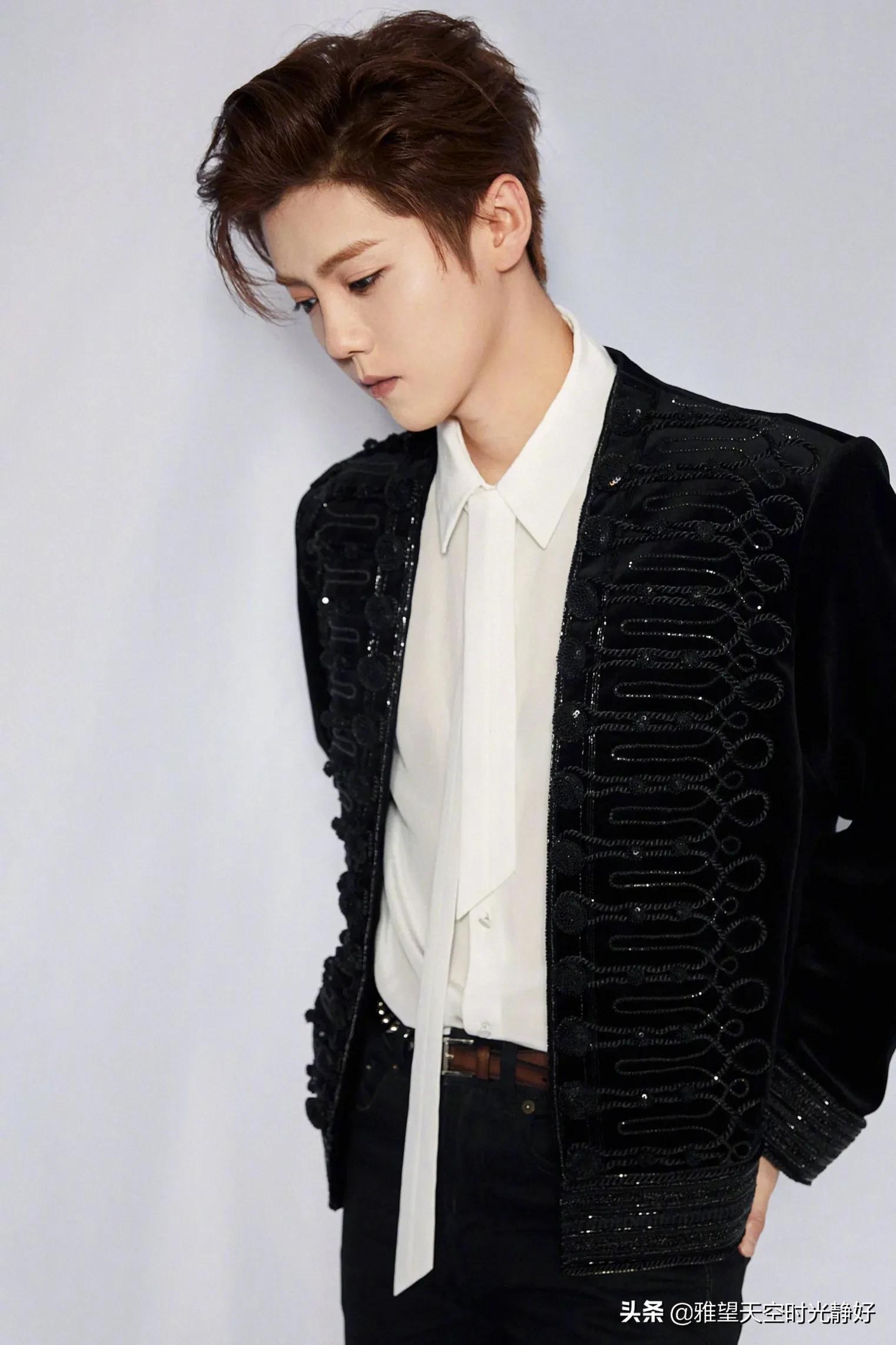 盘点国内男明星完美侧颜，谁才是你心中360度无死角完*男美**神呢？