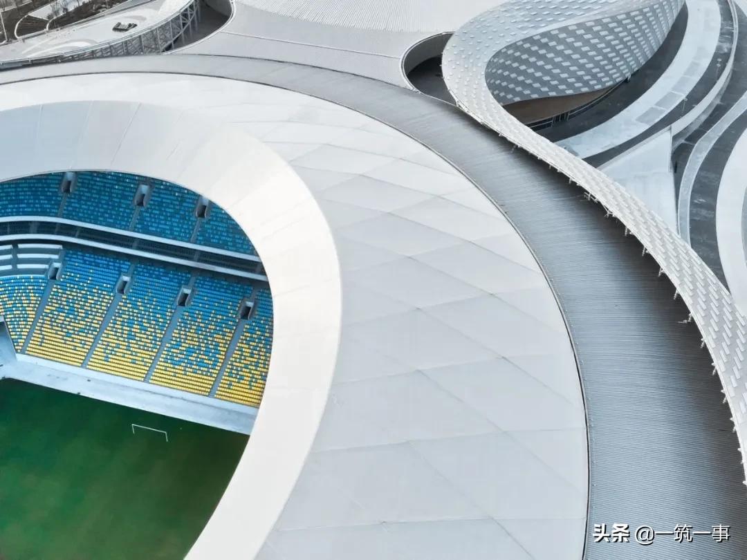 凤凰山体育公园：这座满足顶级赛事标准的场馆藏了多少“秘密”？