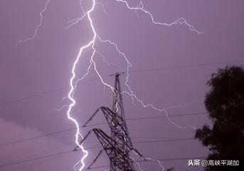 雷电引起的过电压称为什么,你知道什么是大气污染吗