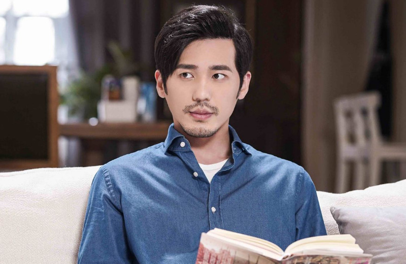 你可以说他不帅，但不得不承认他是型男