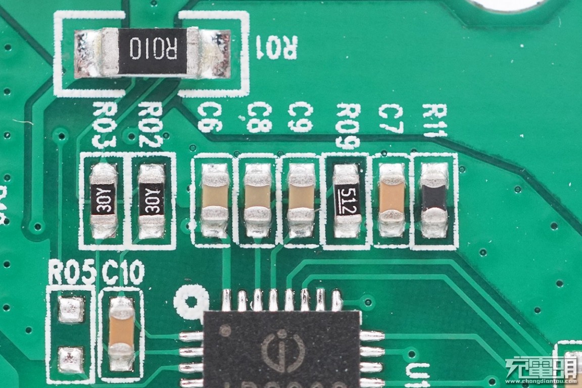 华为磁吸车载无线充电支架,华为车载超级快充支架测评