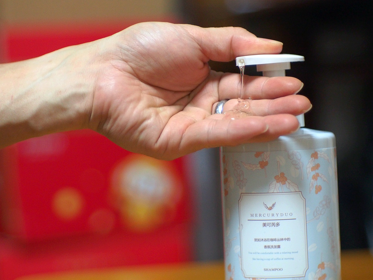 发根能立起来的洗发水,发根蓬松清爽不油腻