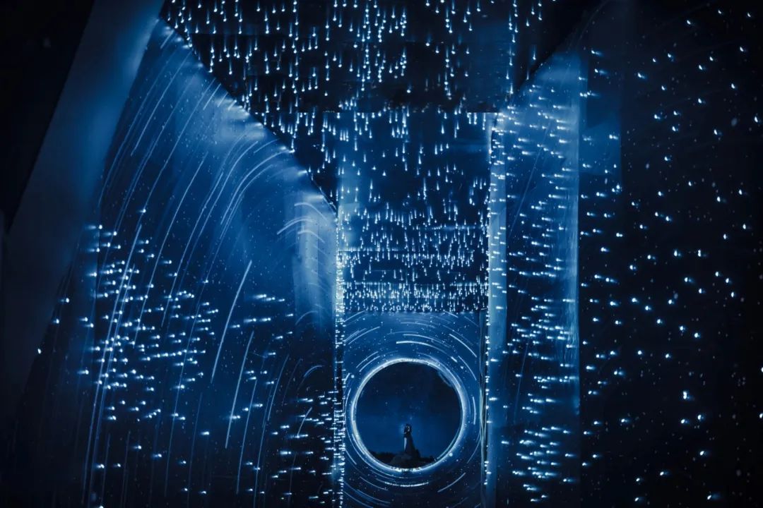 一场神秘浪漫的星空的婚礼,神秘浪漫的蓝色星空婚礼