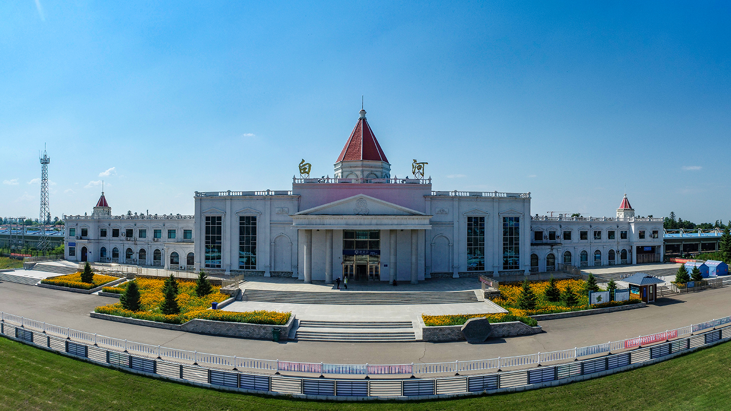 航拍长白山天池视频,长白山天池航拍全景视频