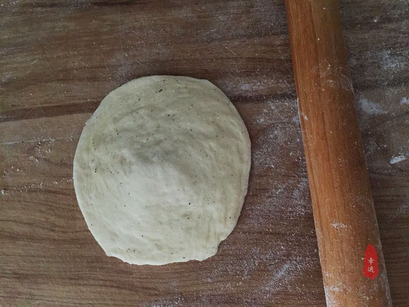 东北野生山核桃馅糖三角,红糖花生芝麻核桃做糖饼