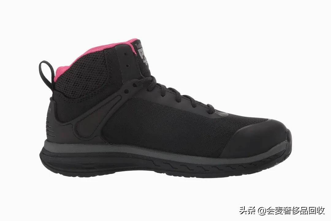 一双新鞋子的视频,一双好舒服的鞋子