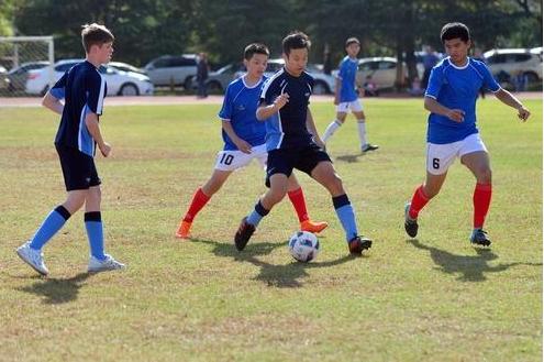 跑步拿满分的技巧教学,体育老师公认最省力的跑步方式