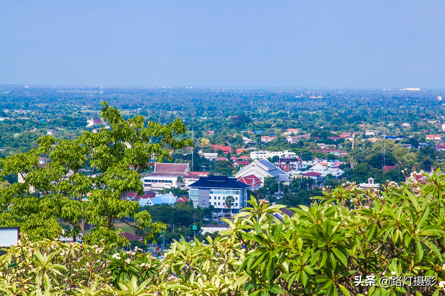 泰国必去建筑,泰国十大绝美景点欣赏图