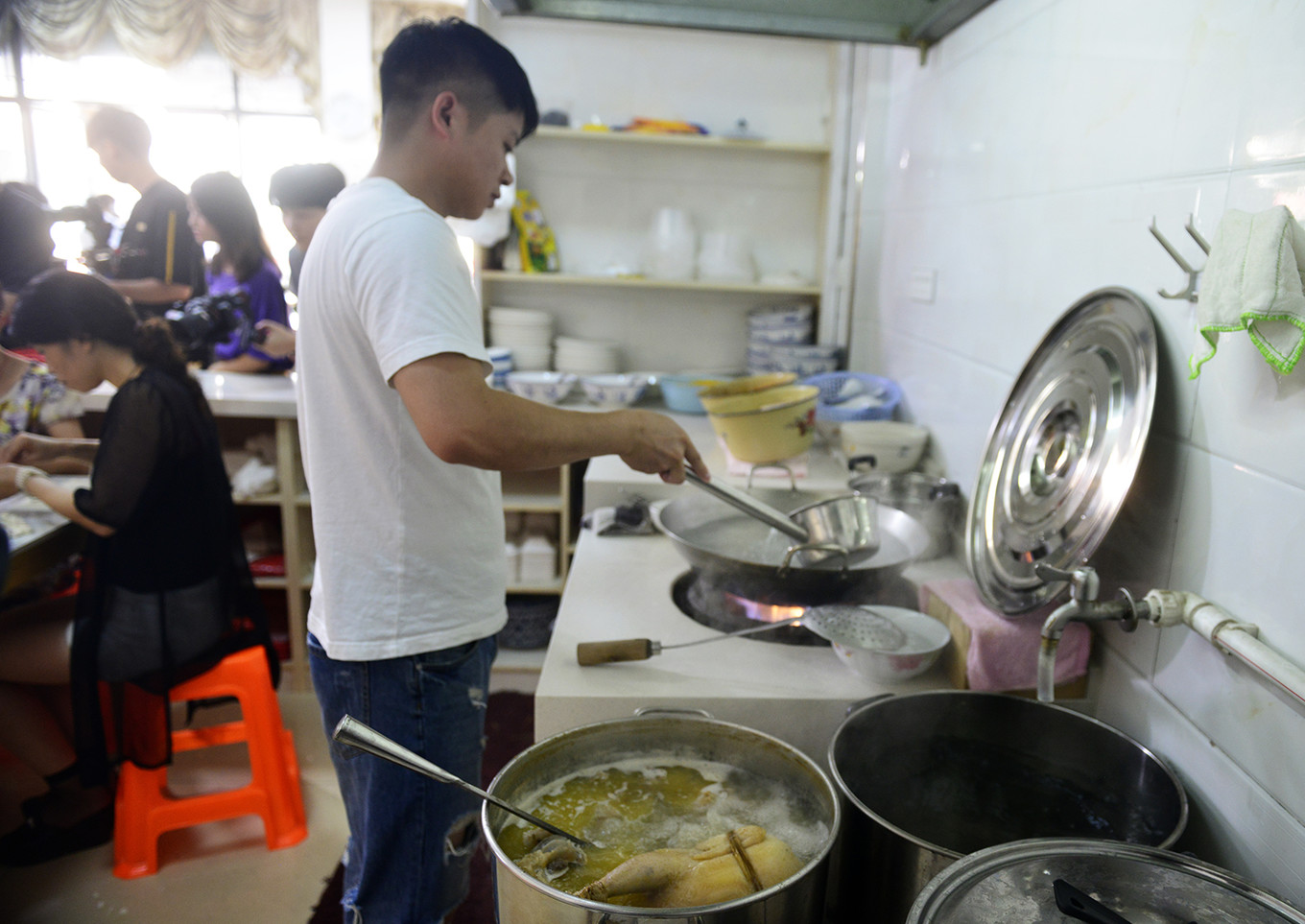 和小姐姐一起逛嘉兴吃百年传承的美味，大胆的把美好生活秀给你看