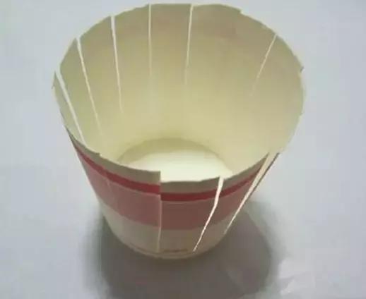 幼儿园手工制作医护工具大全图解,幼儿园手工作品废物利用