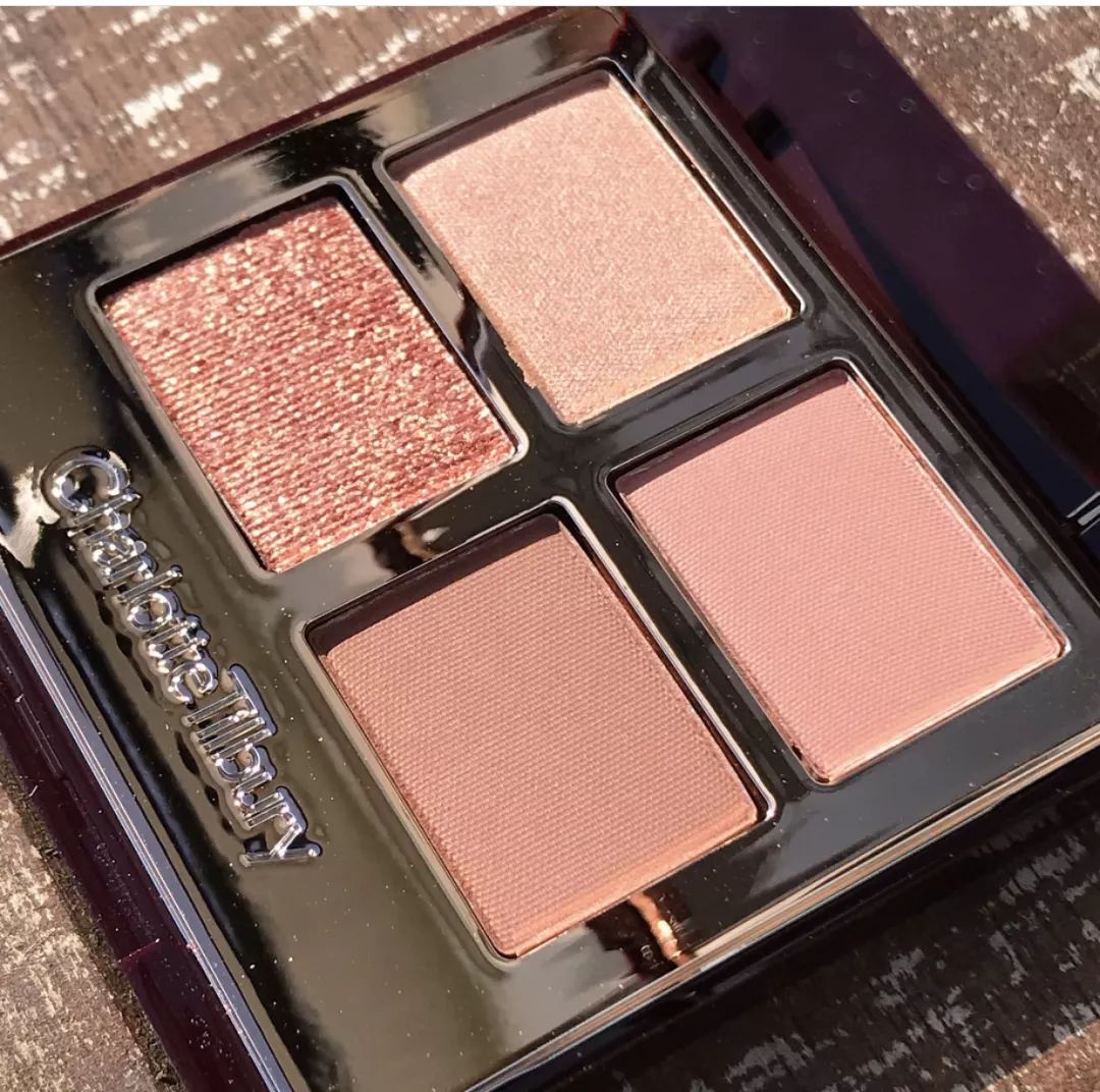 非常适合夏天的清凉眼妆,夏季比较适合的眼妆