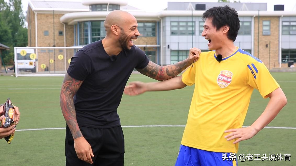 中国足球最强阵容图解,盘点足坛十大盘球高手