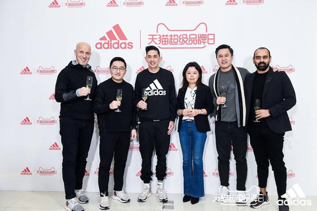 阿迪达斯app和天猫旗舰店,阿迪达斯官网和淘宝旗舰店有区别