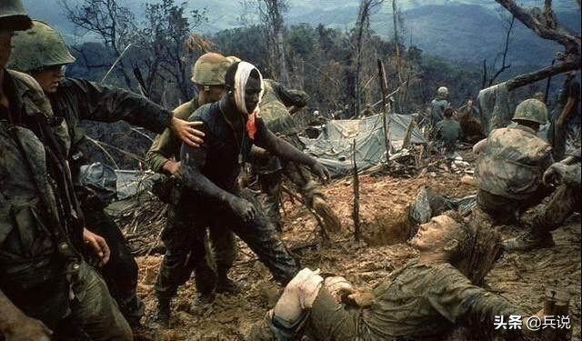 越军遍设竹尖陷阱，外加毒蛇，美军闻风丧胆，不敢收尸