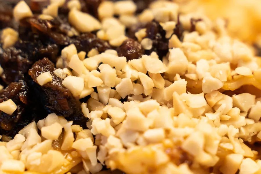 被薇娅直播间榨干零食预算后，写出了这篇测评报告（上）