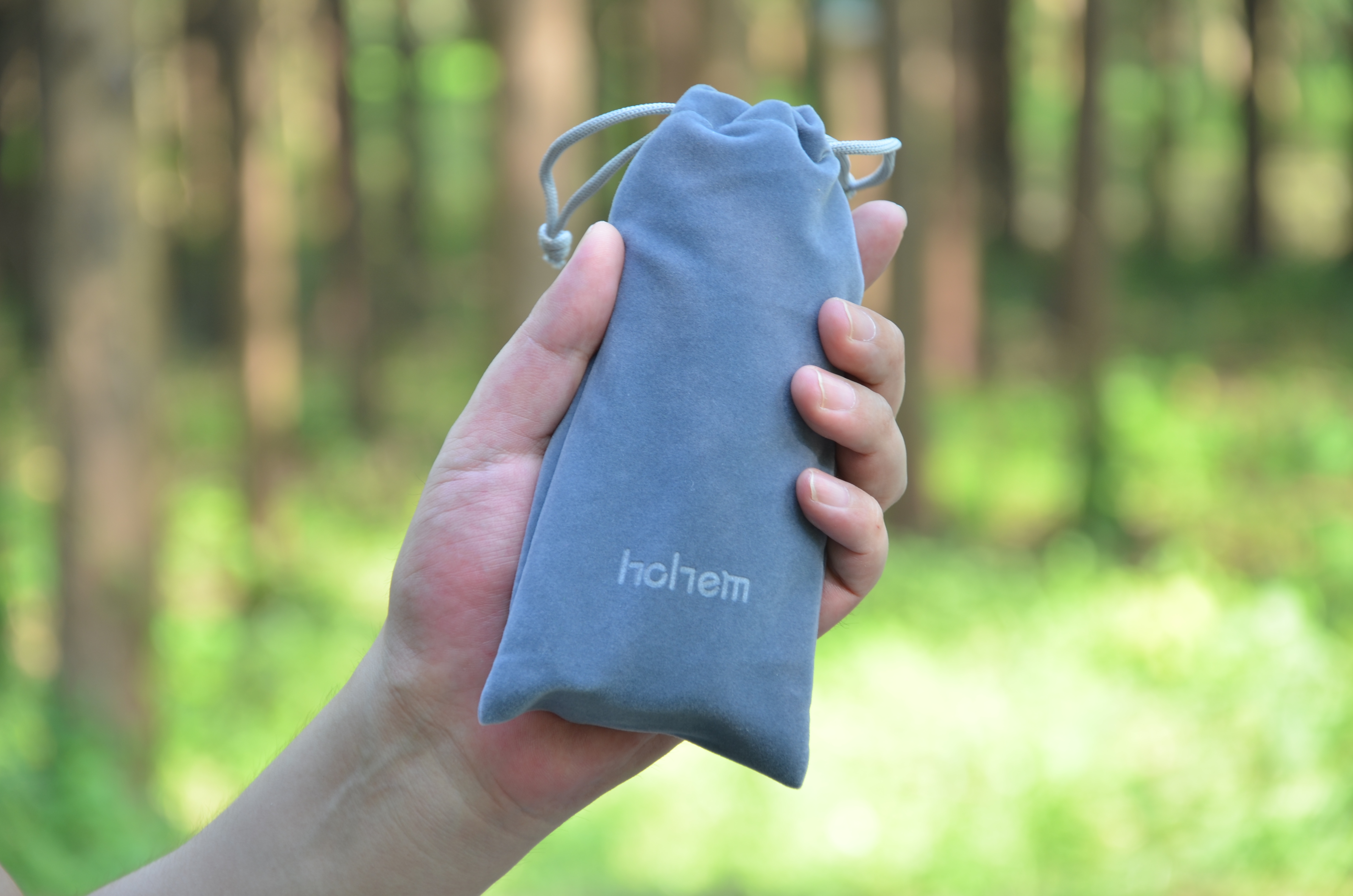 是自拍杆、三脚架，遥控卡菲、也是稳定器——浩瀚小Q智能稳拍杆