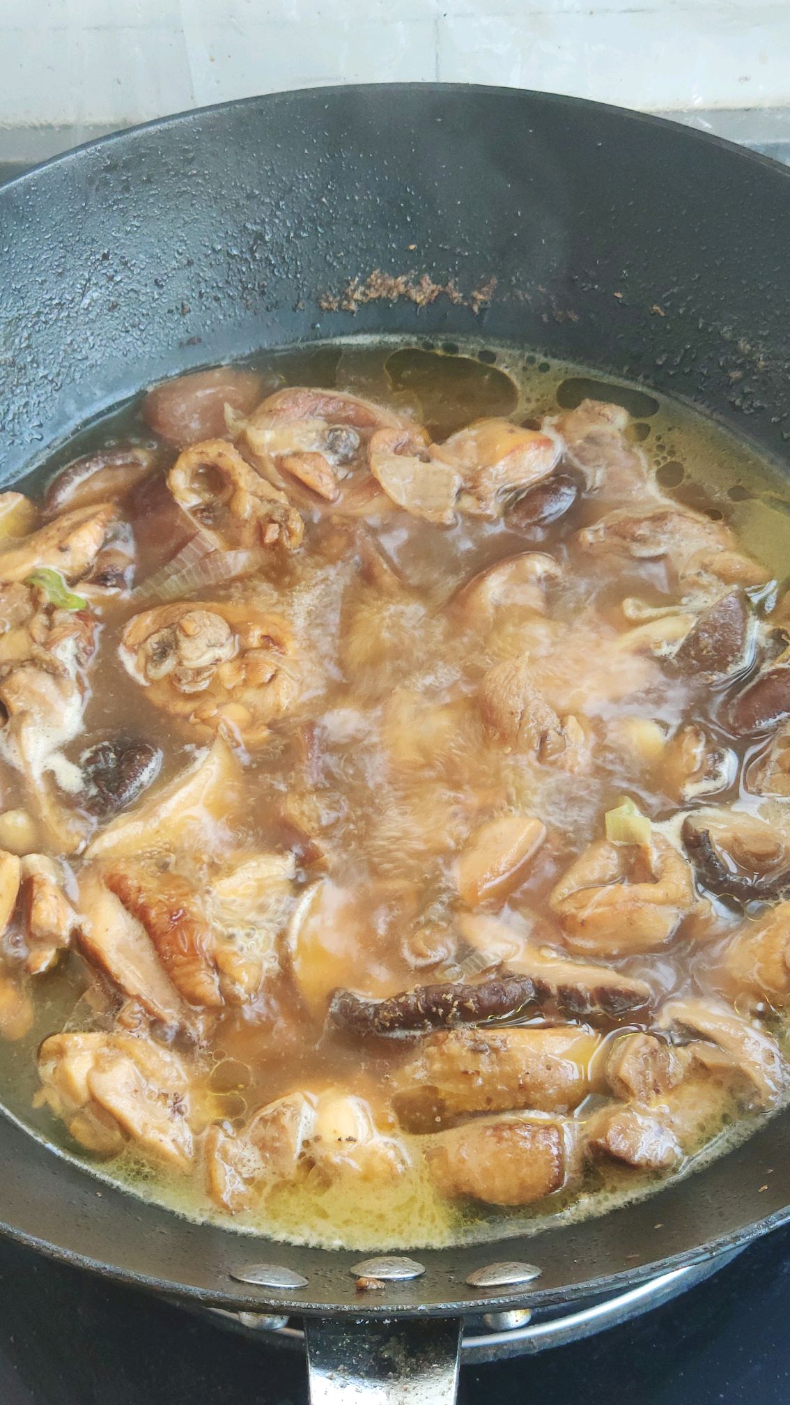 简单红烧鸡块的做法大全家常,正宗红烧鸡块的家常做法窍门