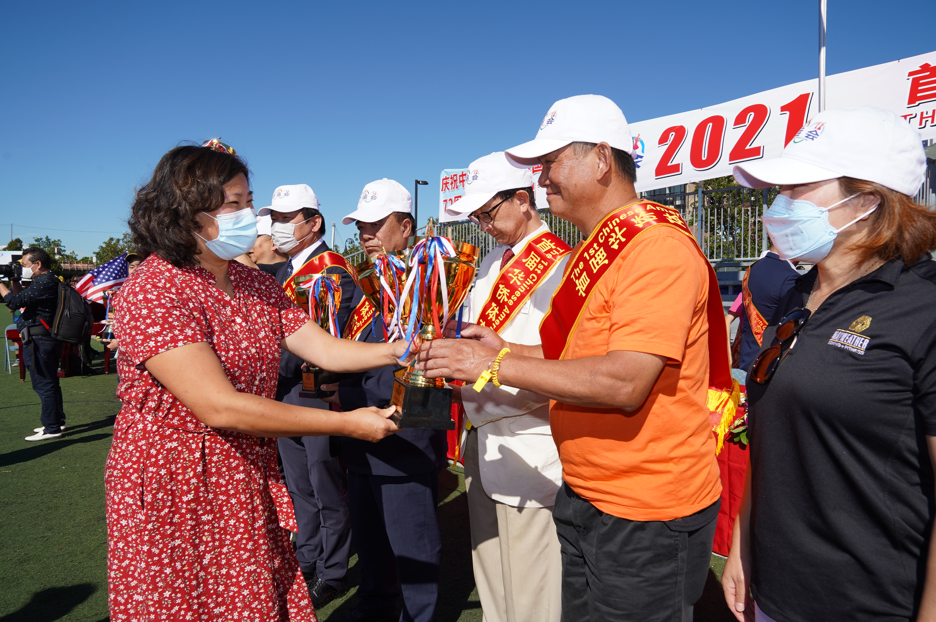庆国庆节70周年主题活动,庆国庆节文艺汇演中国红