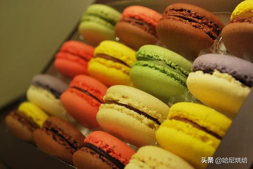 马卡龙为什么都是22年生产的,意大利马卡龙生产线