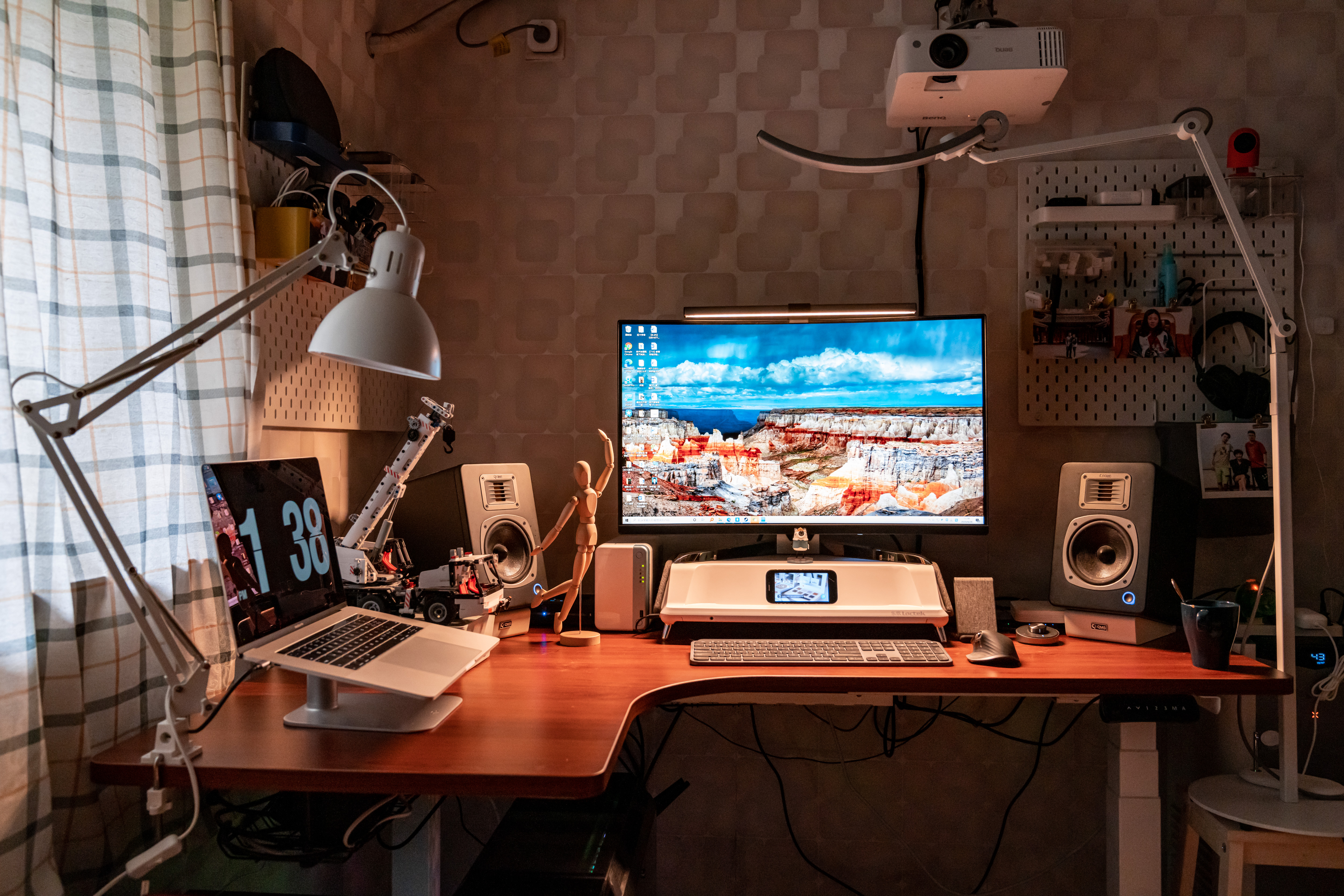 打造理想的居家办公环境：乐歌升降桌/台+明基灯具晒单