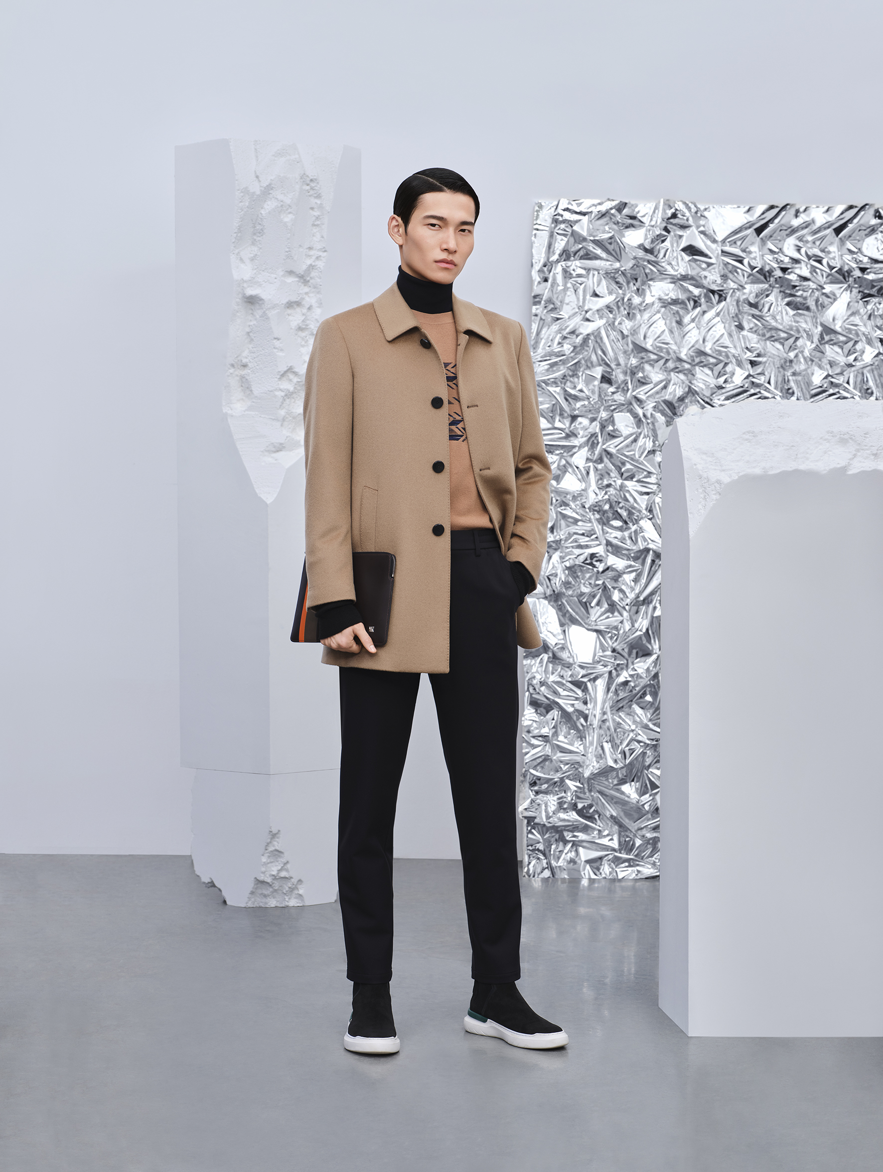 劲霸男装茄克短装2021,劲霸男装一件茄克如何打碎常规