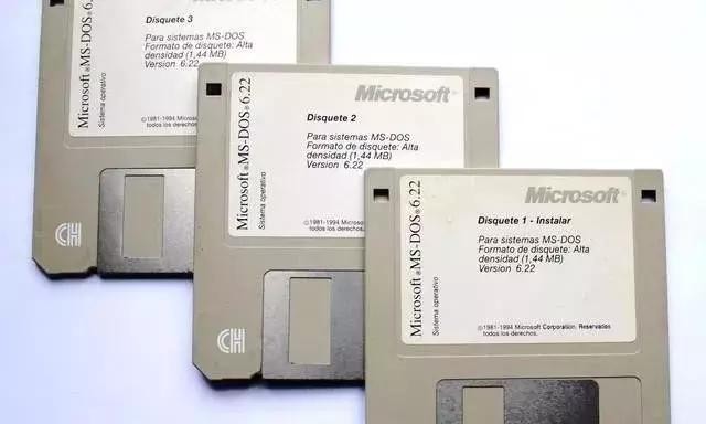 电脑c盘满了怎么清理c盘空间win10,电脑c盘爆满教你一招正确清理