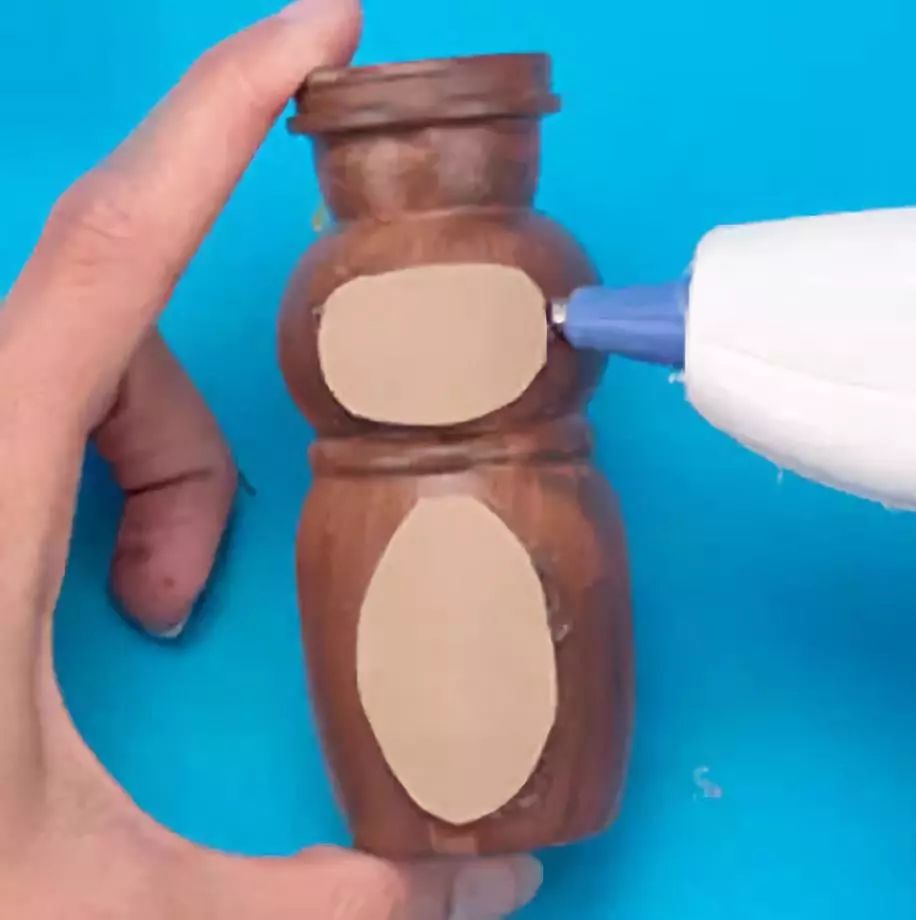 幼儿园元旦手工制作酸奶瓶,玻璃酸奶瓶子创意手工制作