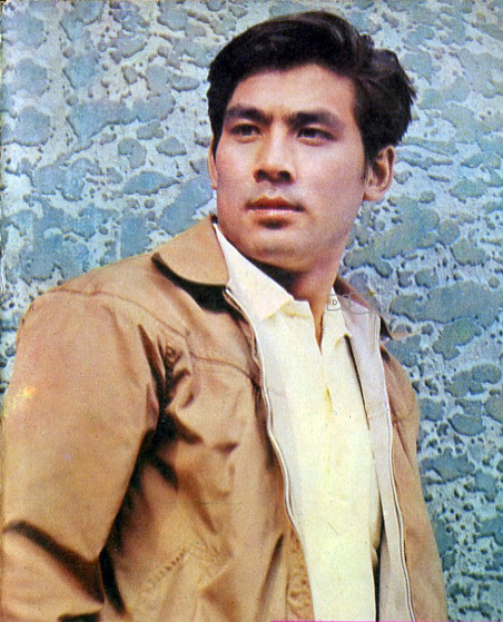 罕见老照片80年代男星,老电影老演员最美老照片