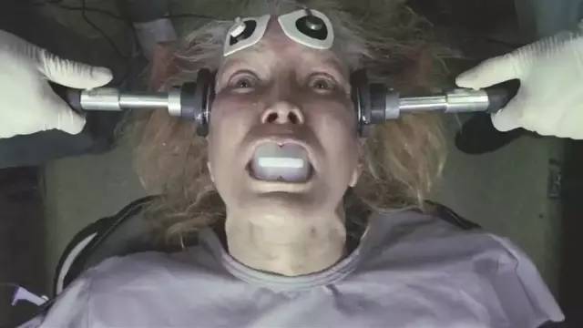 太丧了，这片导演拍的真好，但是，我不敢看第2遍