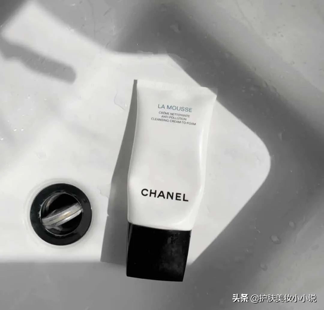 氨基酸洗面奶老爸测评23款洗面奶,测评哪款洗面奶脸能洗白