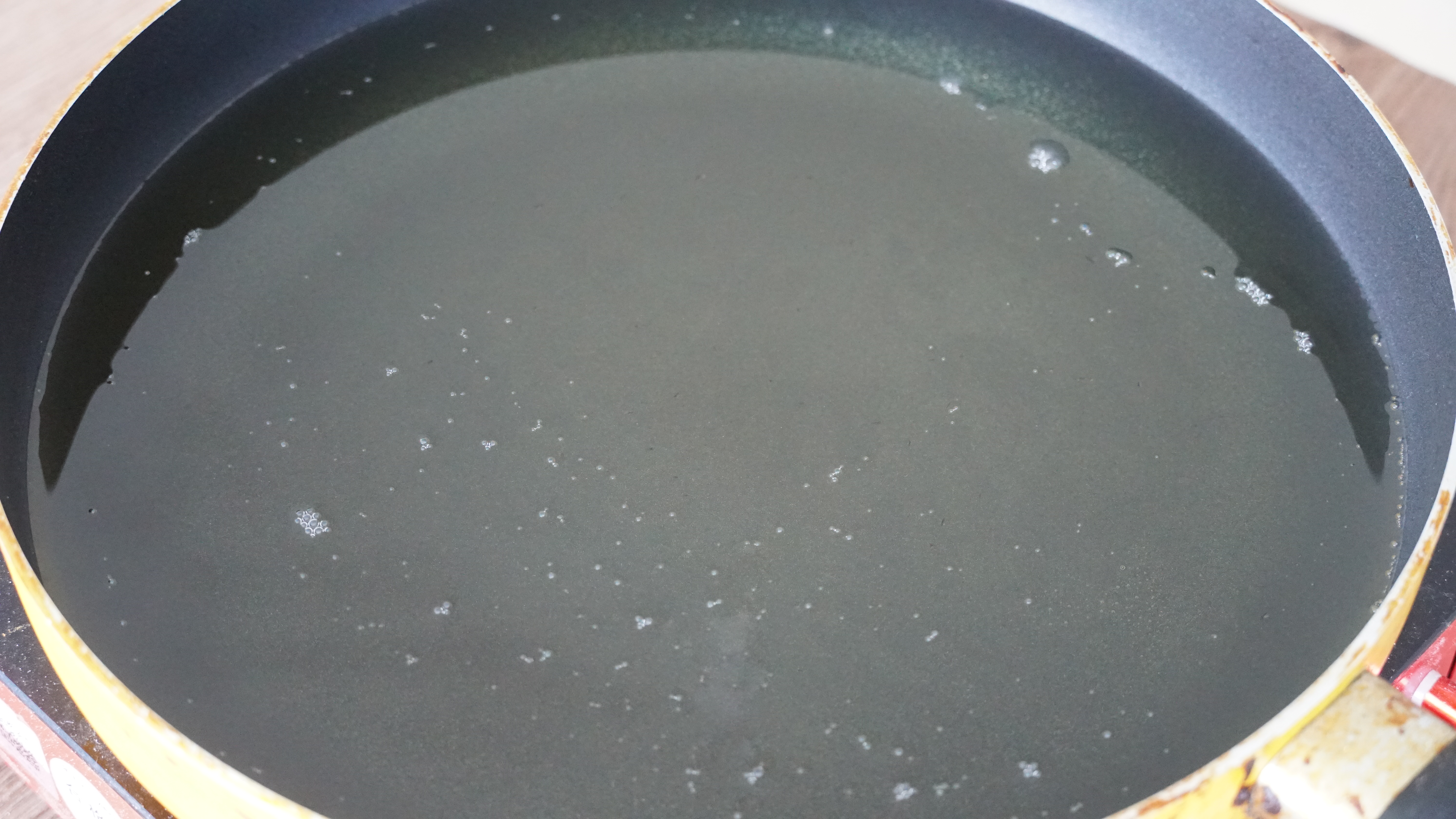 香酥小油条做法不用任何添加剂,家庭自制油条的小窍门