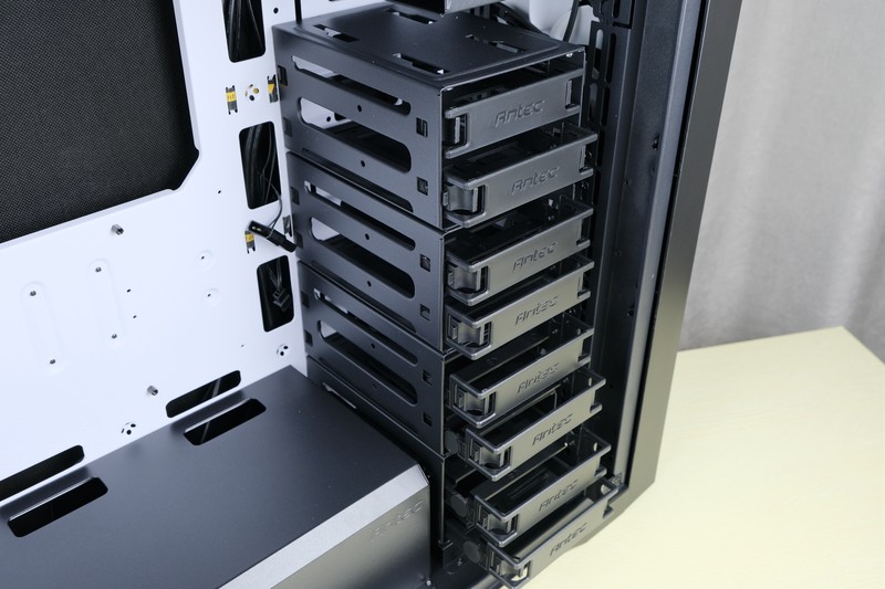 硬盘位少的小机箱推荐哪款,多盘位电脑机箱推荐