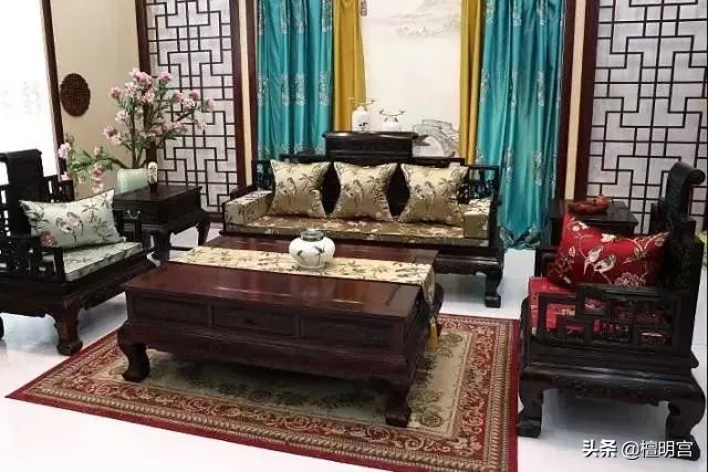 红木家具一套坐垫多少钱,红木家具坐垫哪个品牌好