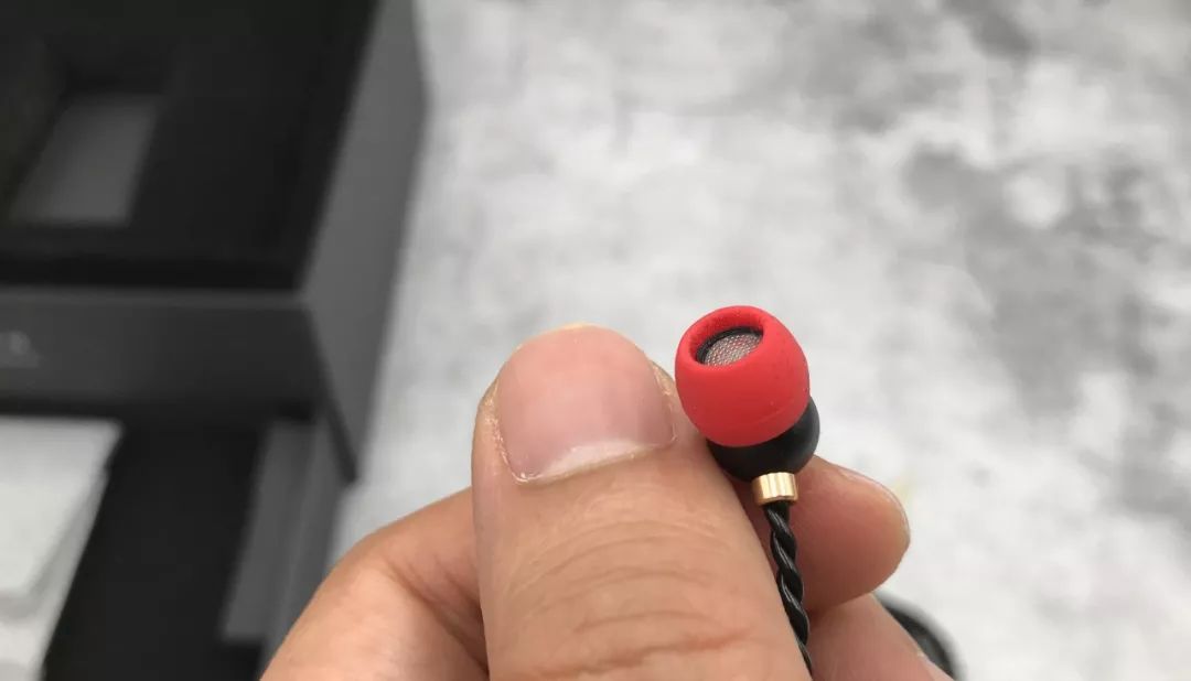 适合送给女生高颜值耳机,女士礼物高档实用耳机