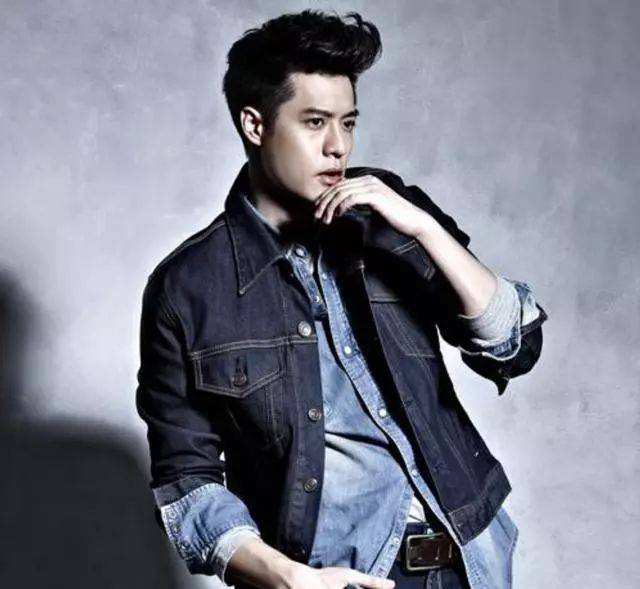 萧亚轩为什么被称为小鲜肉收割机,萧亚轩首谈恋爱过程