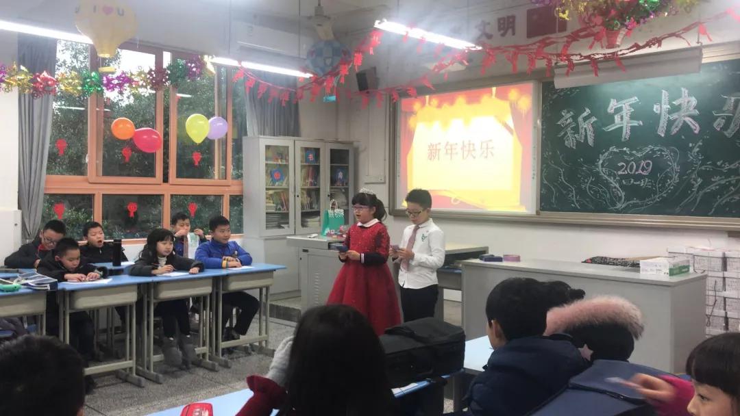 重庆5朵金花小学名字及地址,重庆公认最好的五个小学