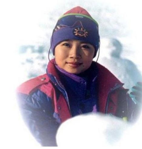 李娜为什么会被遁入空门,李娜是因为谁失恋而出家的