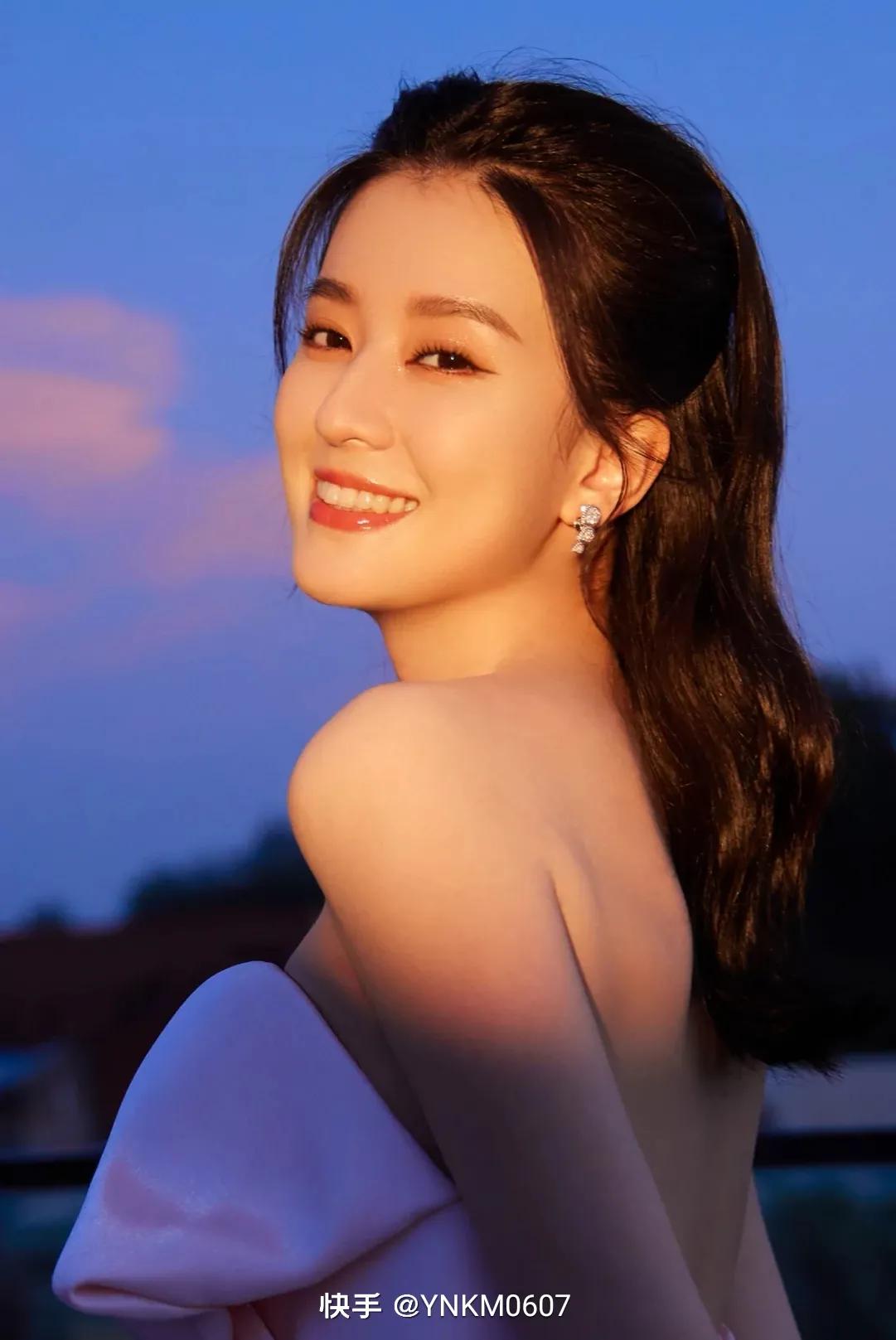 涔旀瀹朵笘鍐欑湡,涔旀澶忓ぉ鍐欑湡