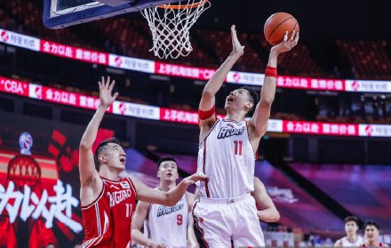 广东体育解说都被逼急？CBA伪强队连输卡位大战，保四争二成笑话