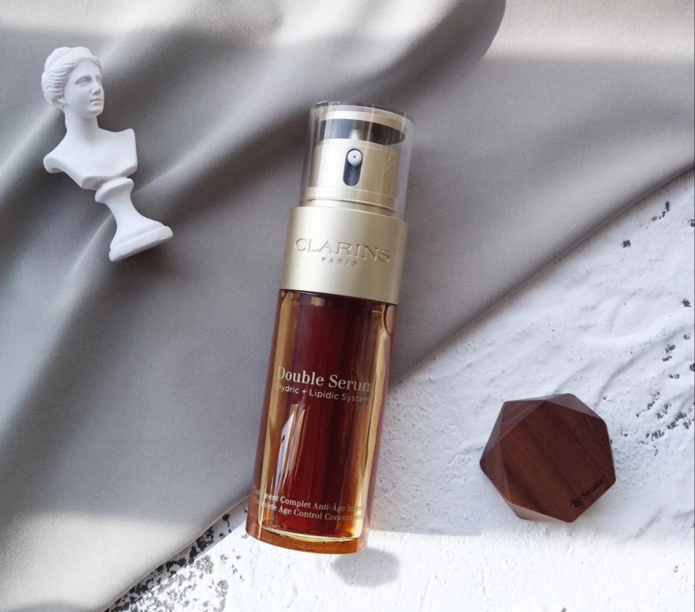 去皱的精华是兰蔻还是雅诗兰黛好,精华排行榜前十名去细纹兰蔻