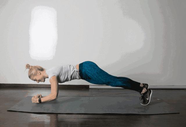 宫颈癌手术后右腿不适是什么原因,宫颈癌术后中危因素要放疗吗