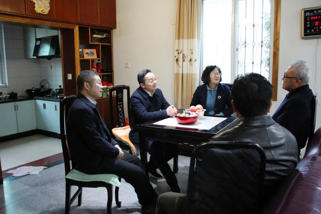 春节走访慰问走心更需暖心,新城区领导联合开展走访慰问活动