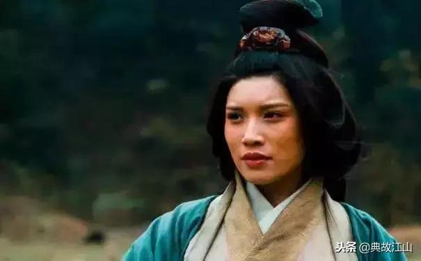 刘备“*妻换**如换衣”之谜：夜抱夫人玩玉人