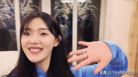 林允回老家全部视频,林允回上海家视频