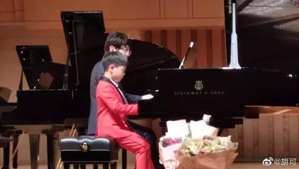 易烊千玺有夏天感的视频,易烊千玺少年表现力好吗