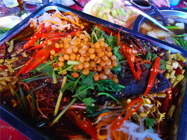 致敬曾经豪情四射的青春岁月,致敬青春豪情燃烧的岁月