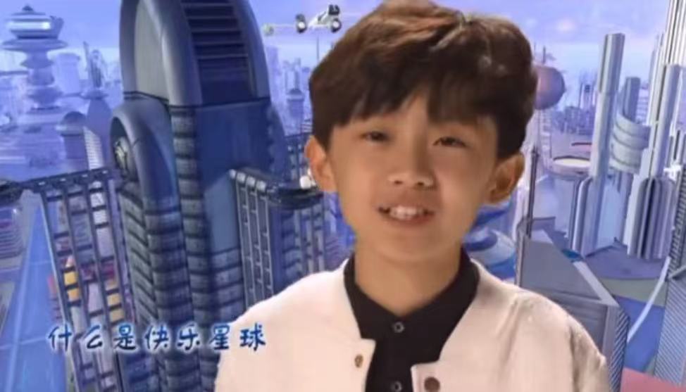 马嘉祺在快乐大本营唱快乐星球,马嘉祺被团队围唱什么是快乐星球