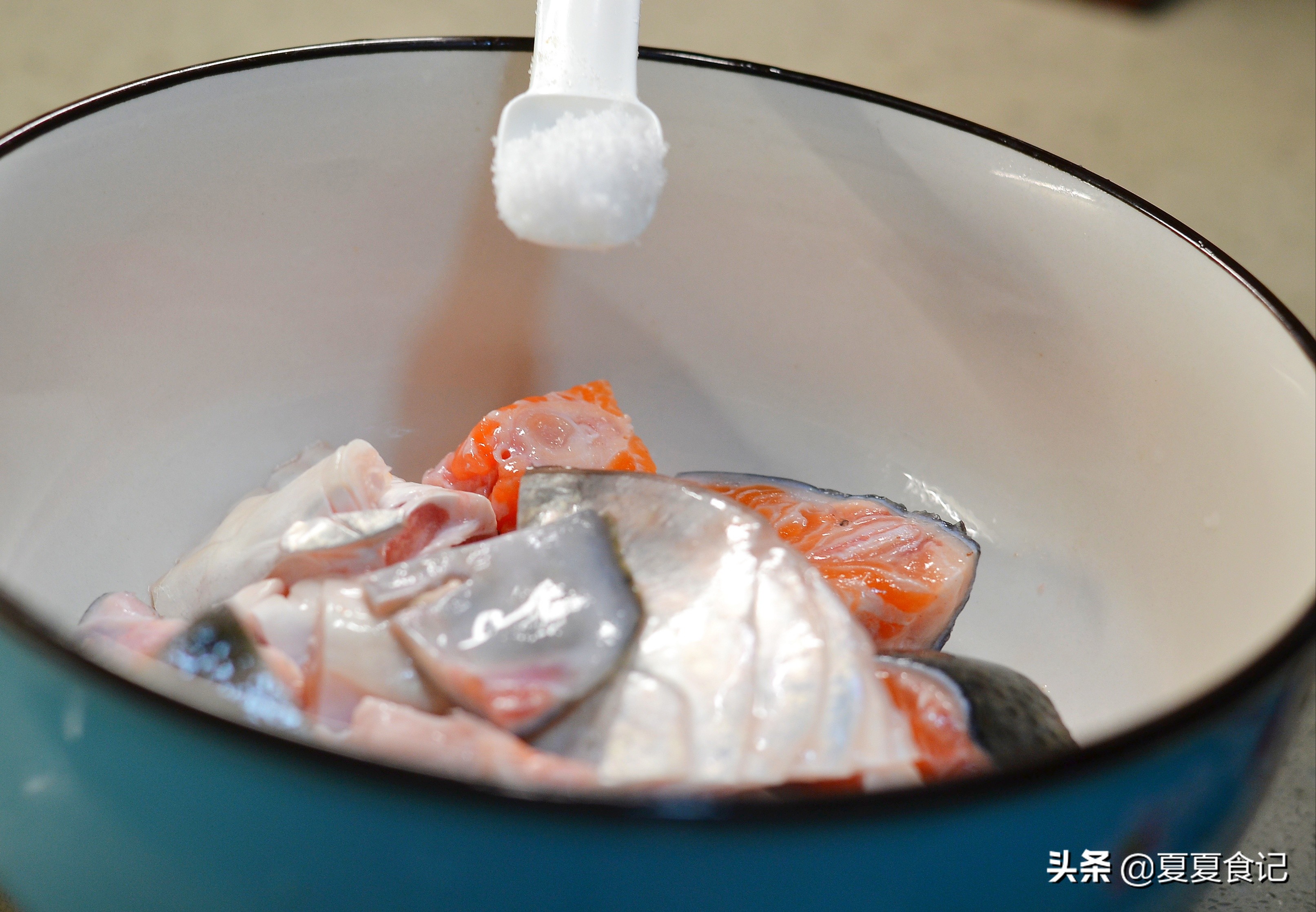 三文鱼头汤有营养价值吗,怎样做三文鱼头汤好喝