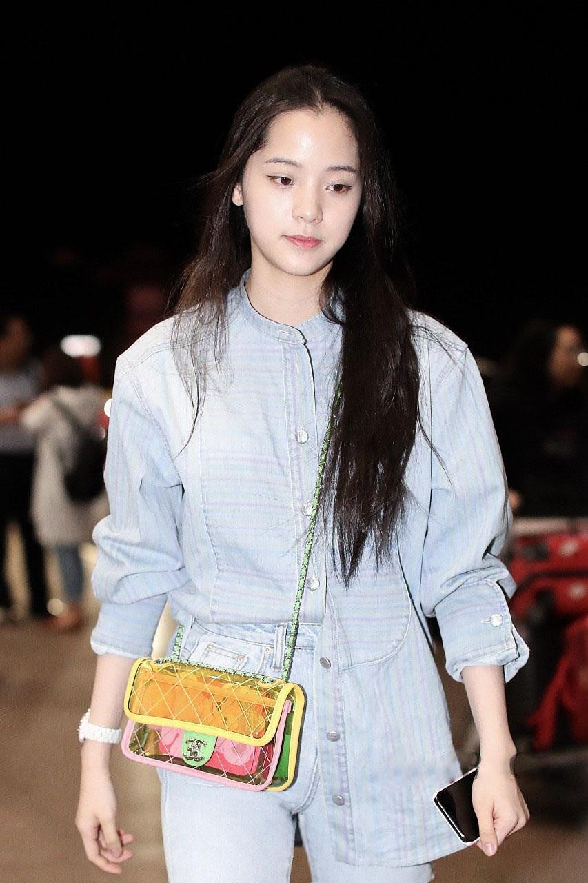 很流行的塑料包品牌,夏天透明包哪种好