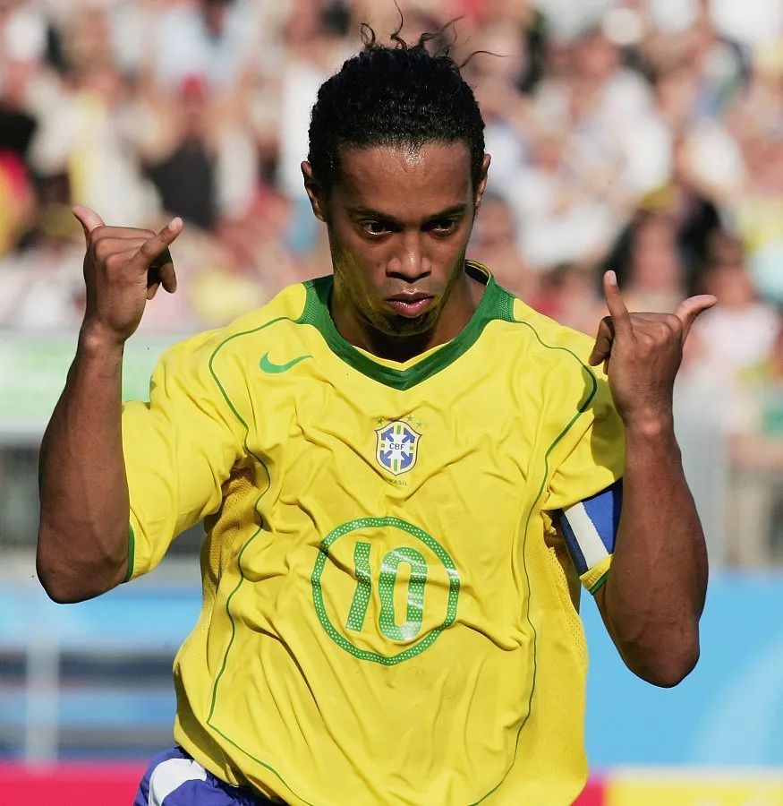 小罗的足球全集,小罗的足球光荣